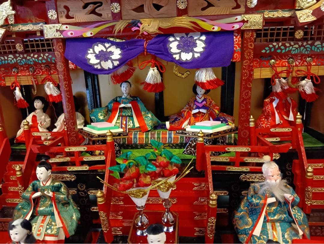 【ゆず】御殿飾りお人形飾り 道具付き