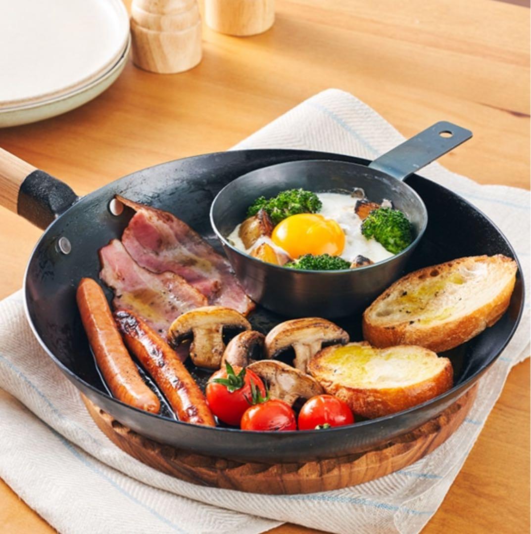 鉄　フライパン　26㎝　オーブン　アウトドア