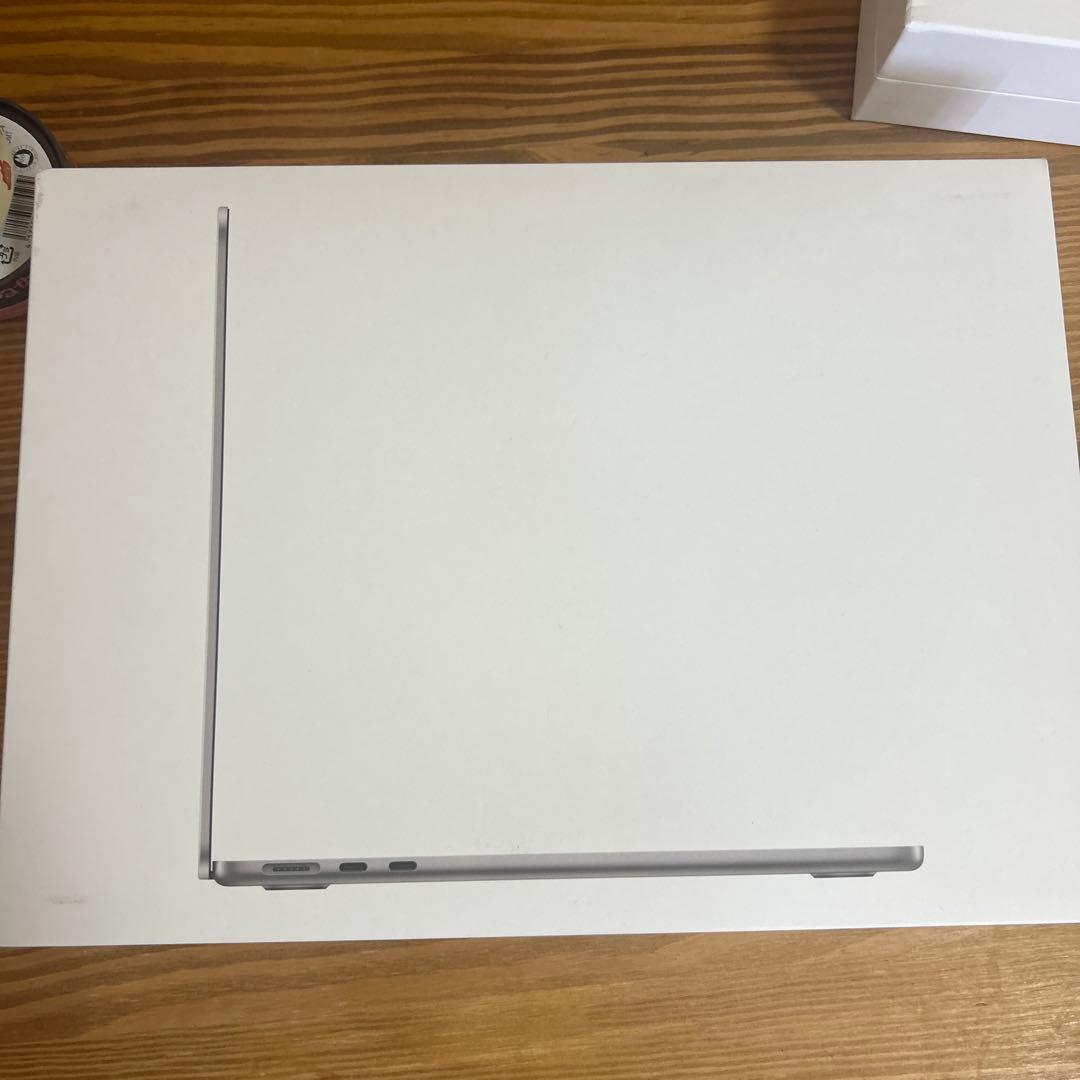 (美品)Apple MacBook 13インチ M3 8GB