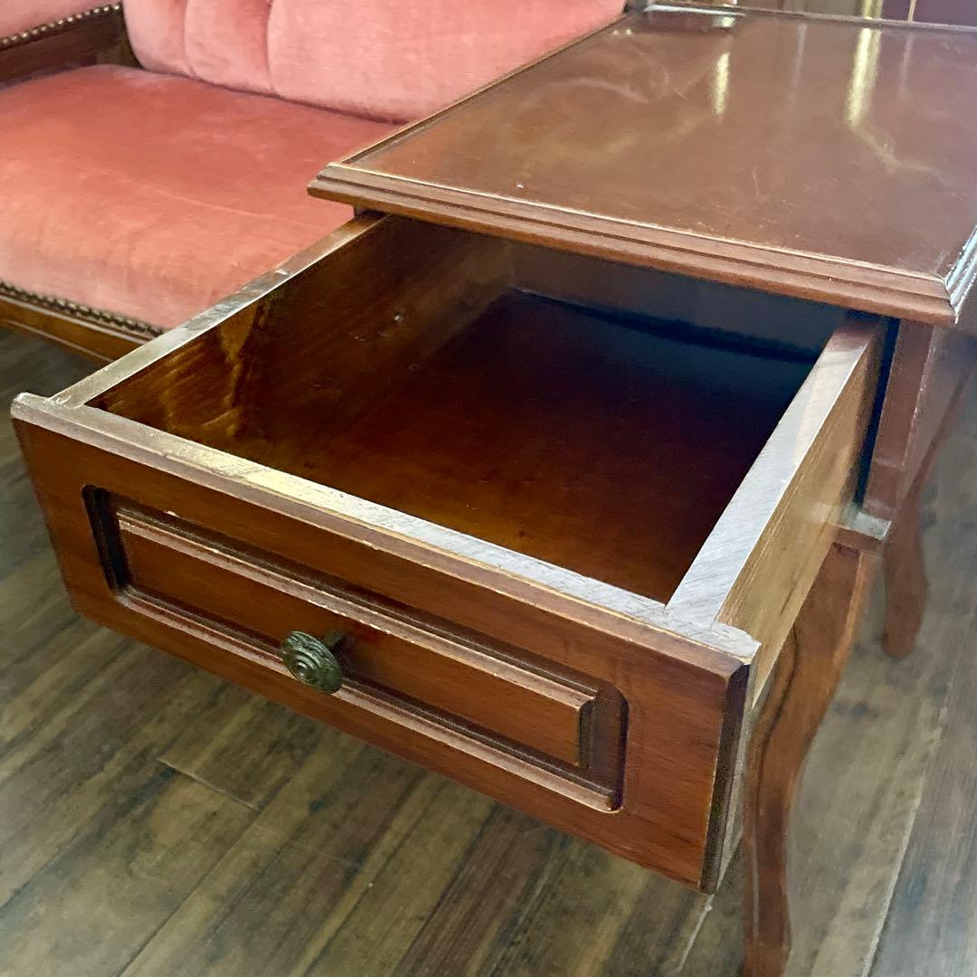 r1039r109 クラシックテレフォンベンチ エレガントなデザイン