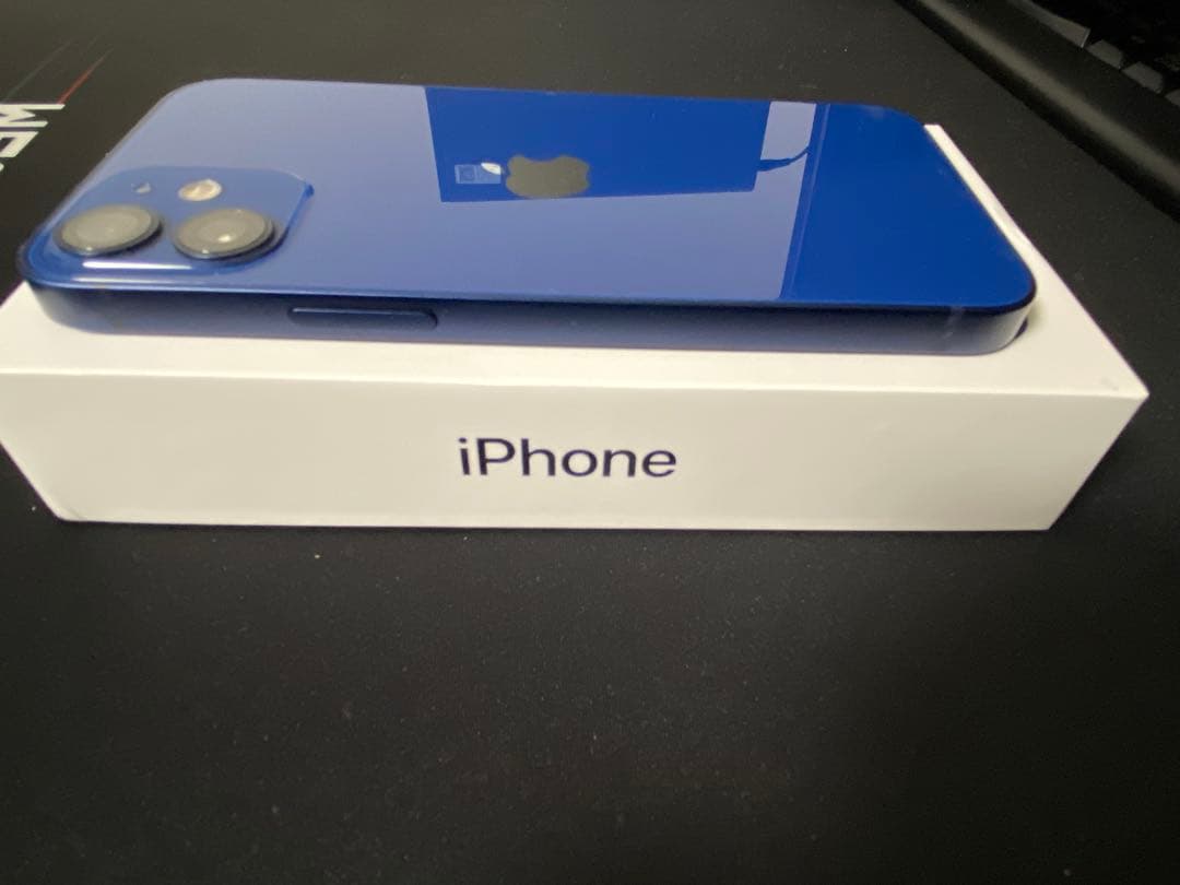 Apple iPhone12 本体