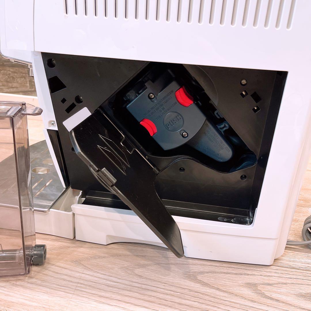 デロンギ マグニフィカ ECAM23120WN 全自動エスプレッソマシン