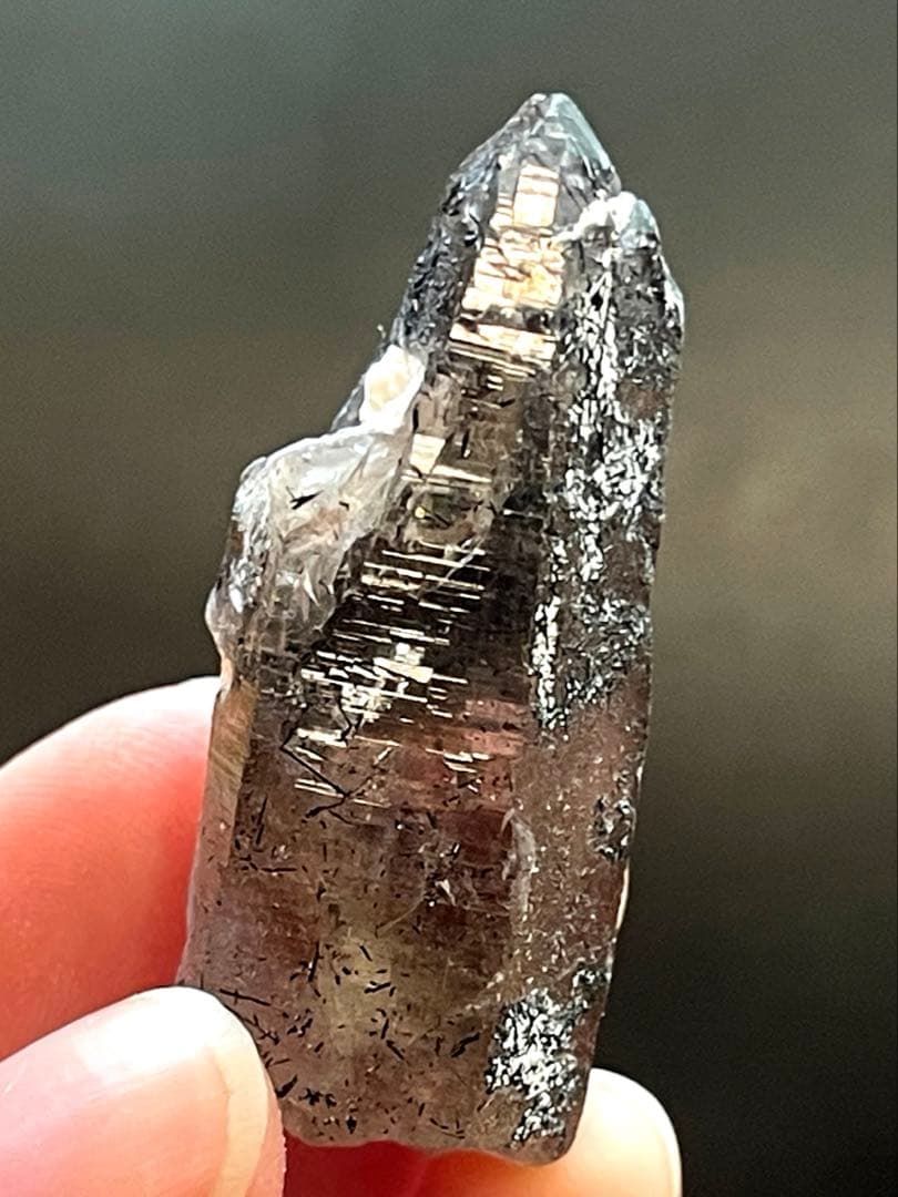 天然スモーキークォーツ・トルマリン　72　＋21点セットプリゼント・ベトナム産