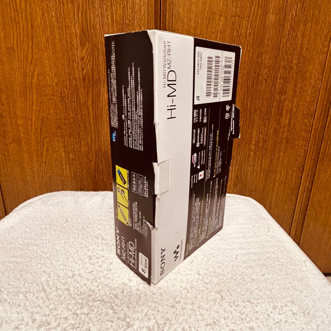 未使用品 SONY ソニー Hi-MD ウォークマン MZ-RH1