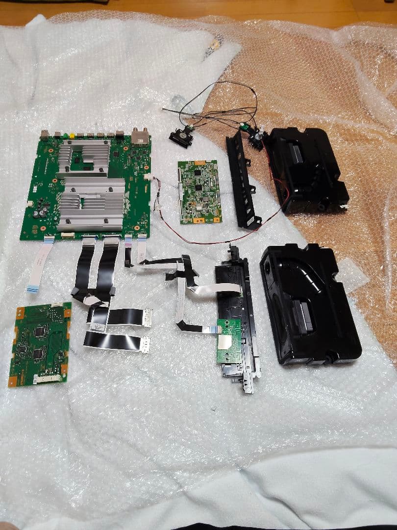 BRAVIA XRJ-55X90J 液晶テレビ用電源基板とメイン基板