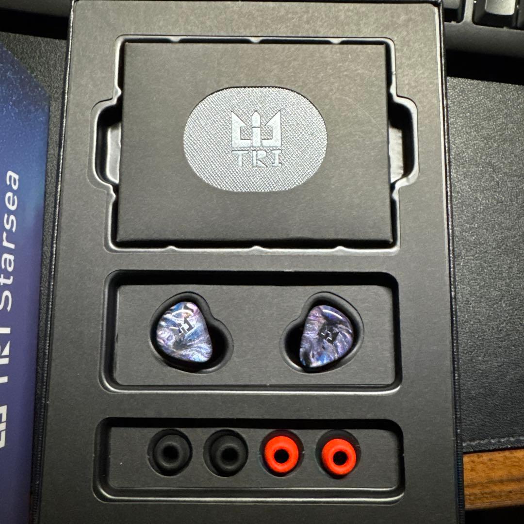 TRI Starsea 1DD + 2BA イヤフォン