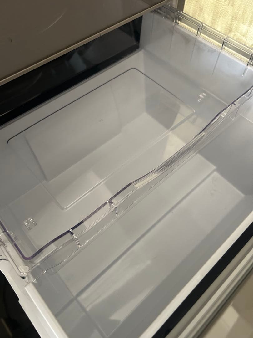 日立　冷蔵庫　２月１５日までの出品