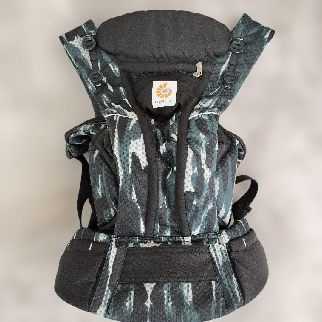 エルゴベビー　オムニブリーズ 抱っこ紐　ペイントブラック　よだれカバーおまけ付き