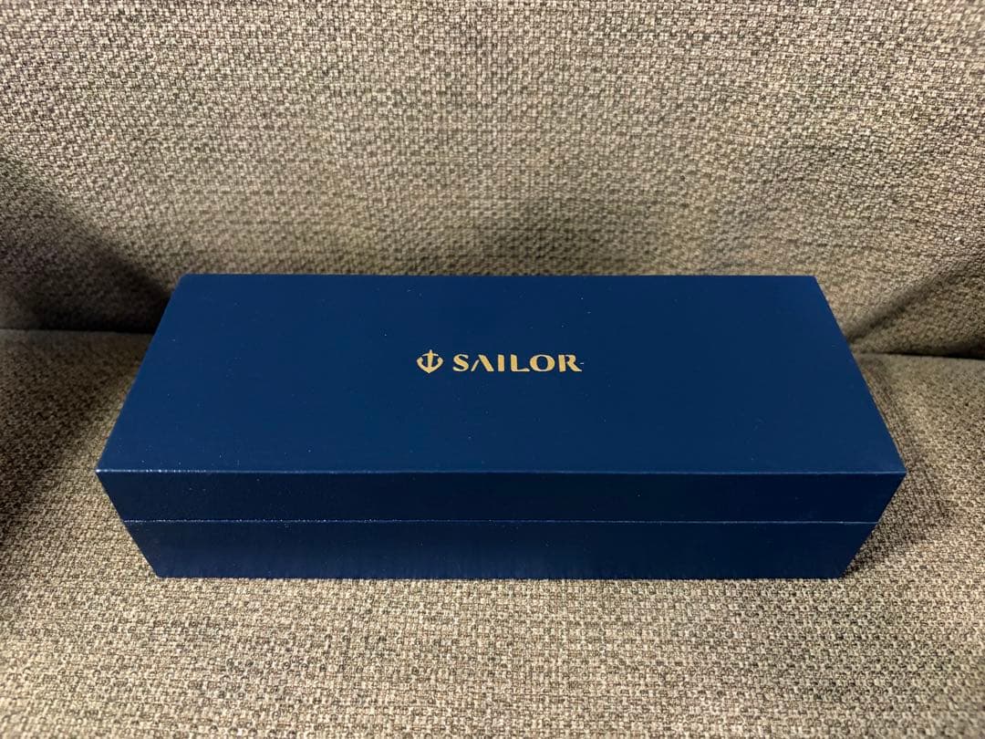 セーラー万年筆 プロフェッショナルギア銀 ブラック中字 書類一式 ケース付き