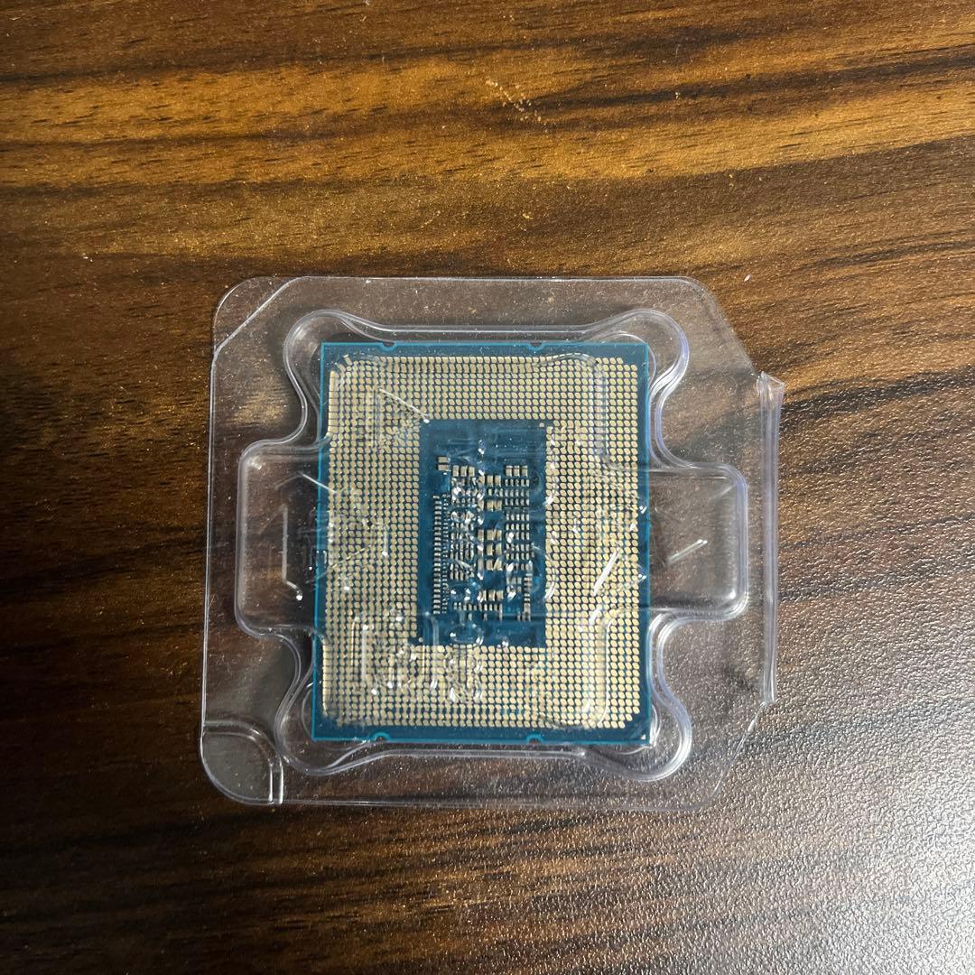 Intel Core i3-12100 CPU 本体