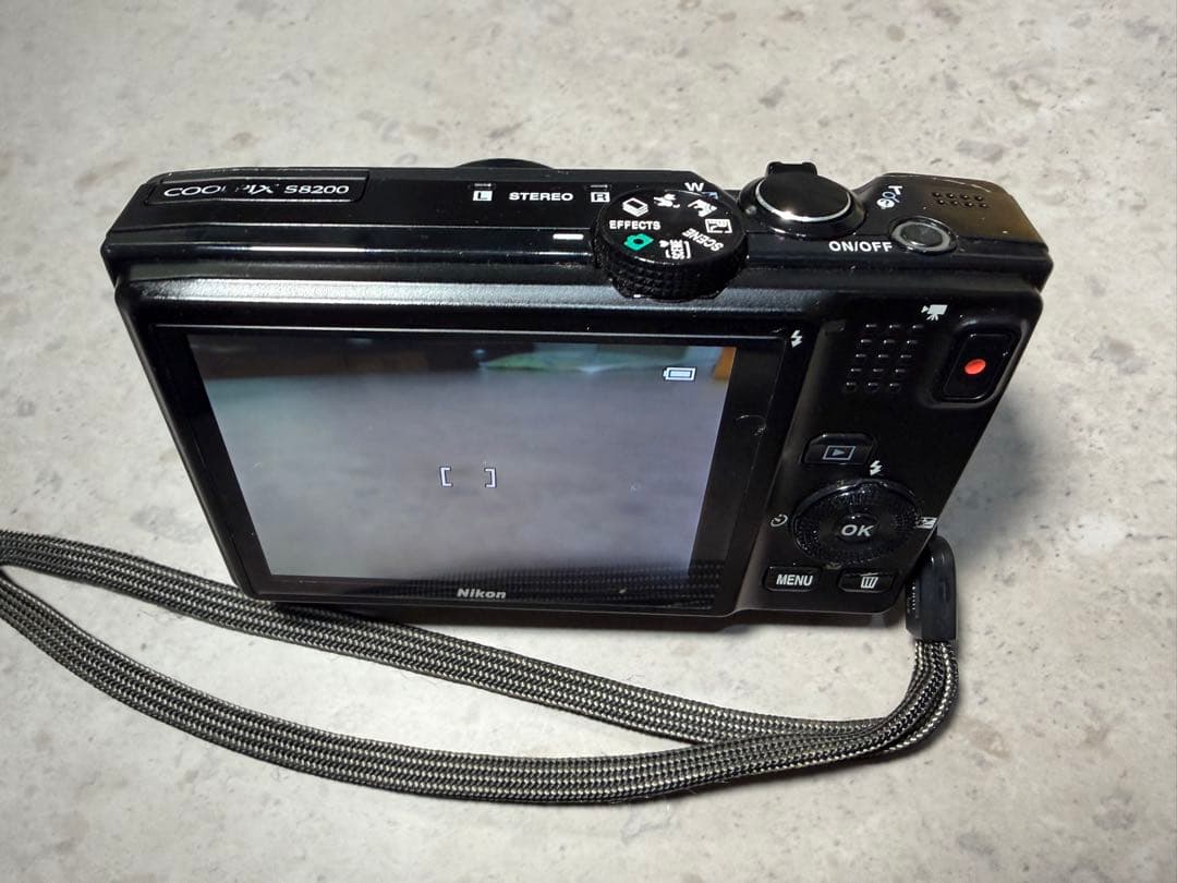 Nikon COOLPIX S8200 ノーブルブラック ニコン コンデジ