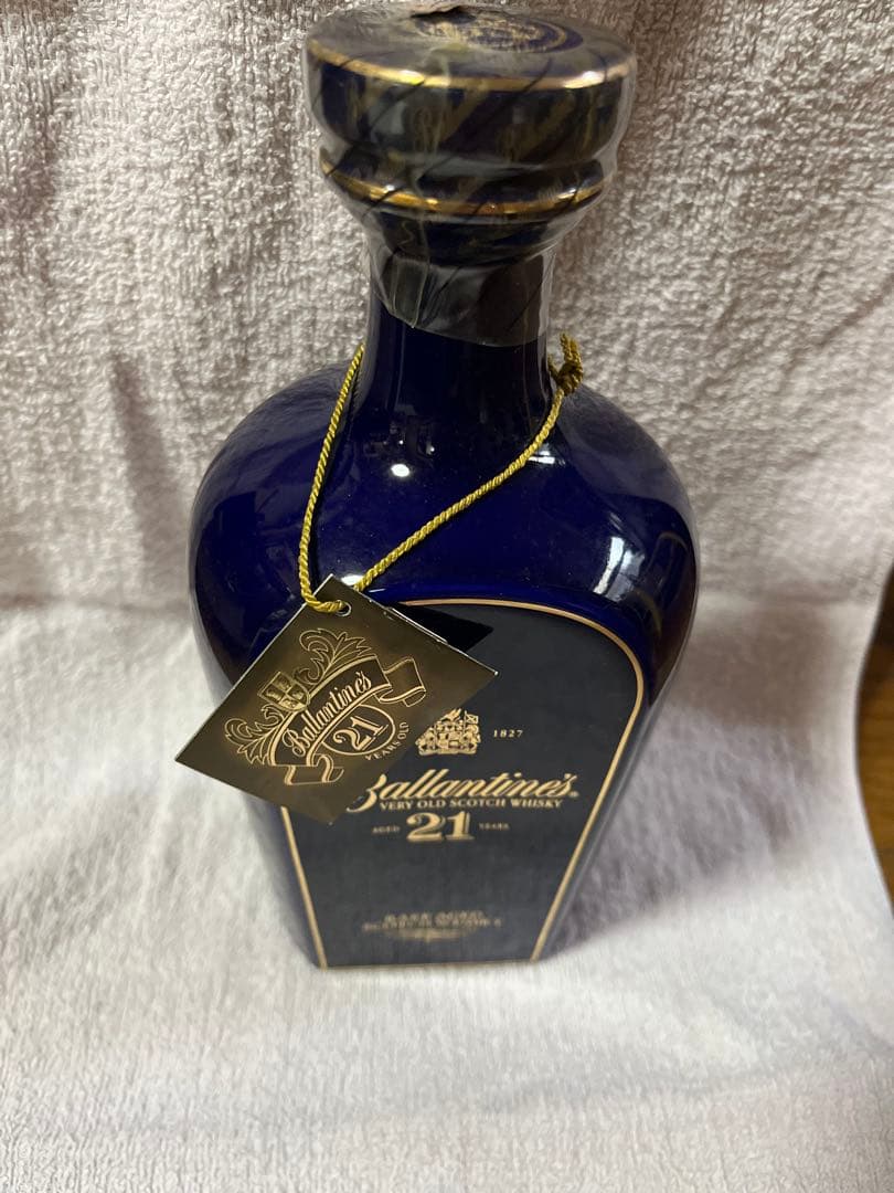 Ballantine's 21年 スコッチウイスキー 化粧箱付き