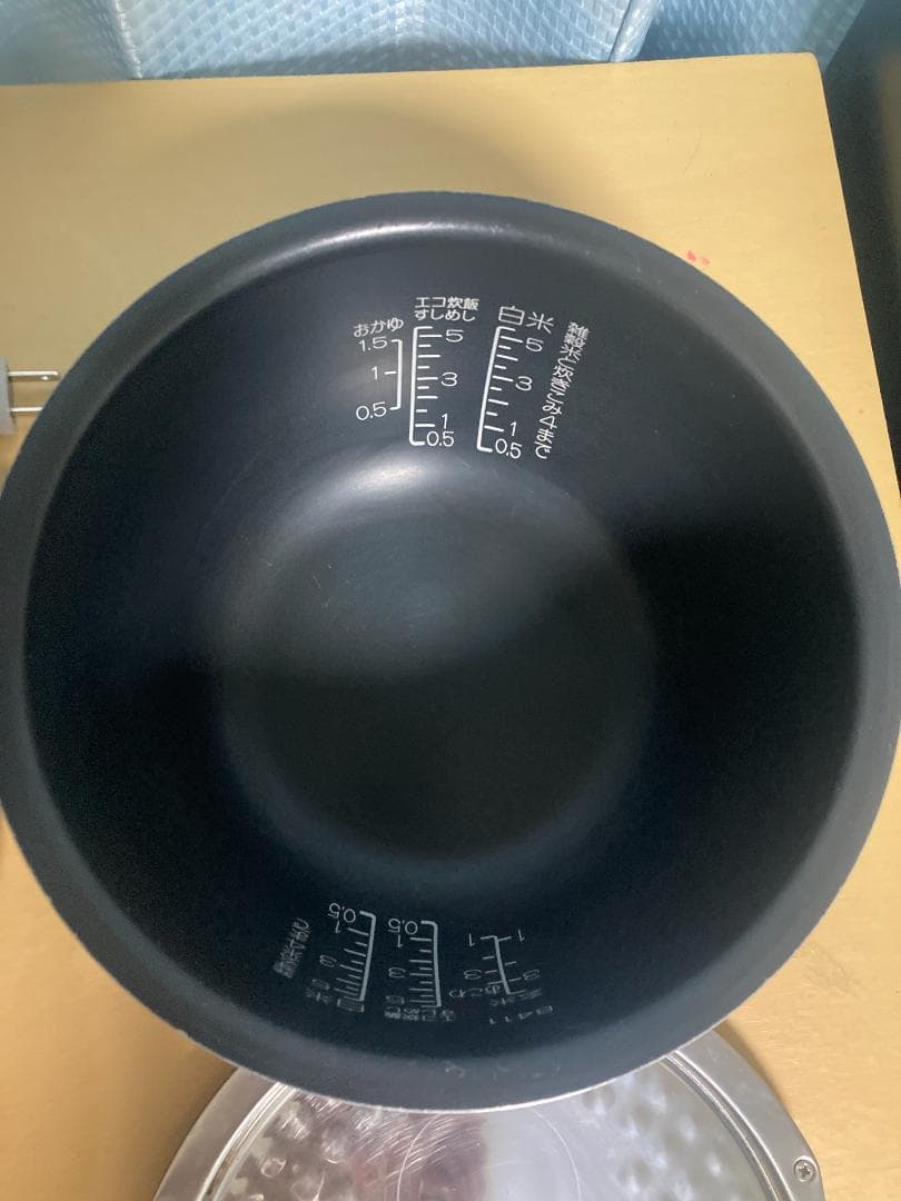 ★★2019年製 Zojirushi NP-VZ10 炊飯器 5.5合★002