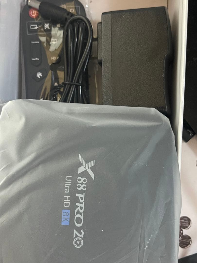 tvbox miboxよりいい　live box アンドロイド box 8K