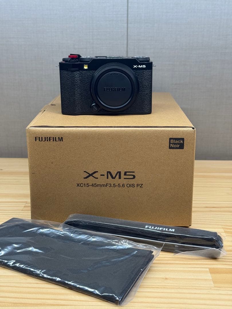 【美品】FUJIFILM XM5 本体