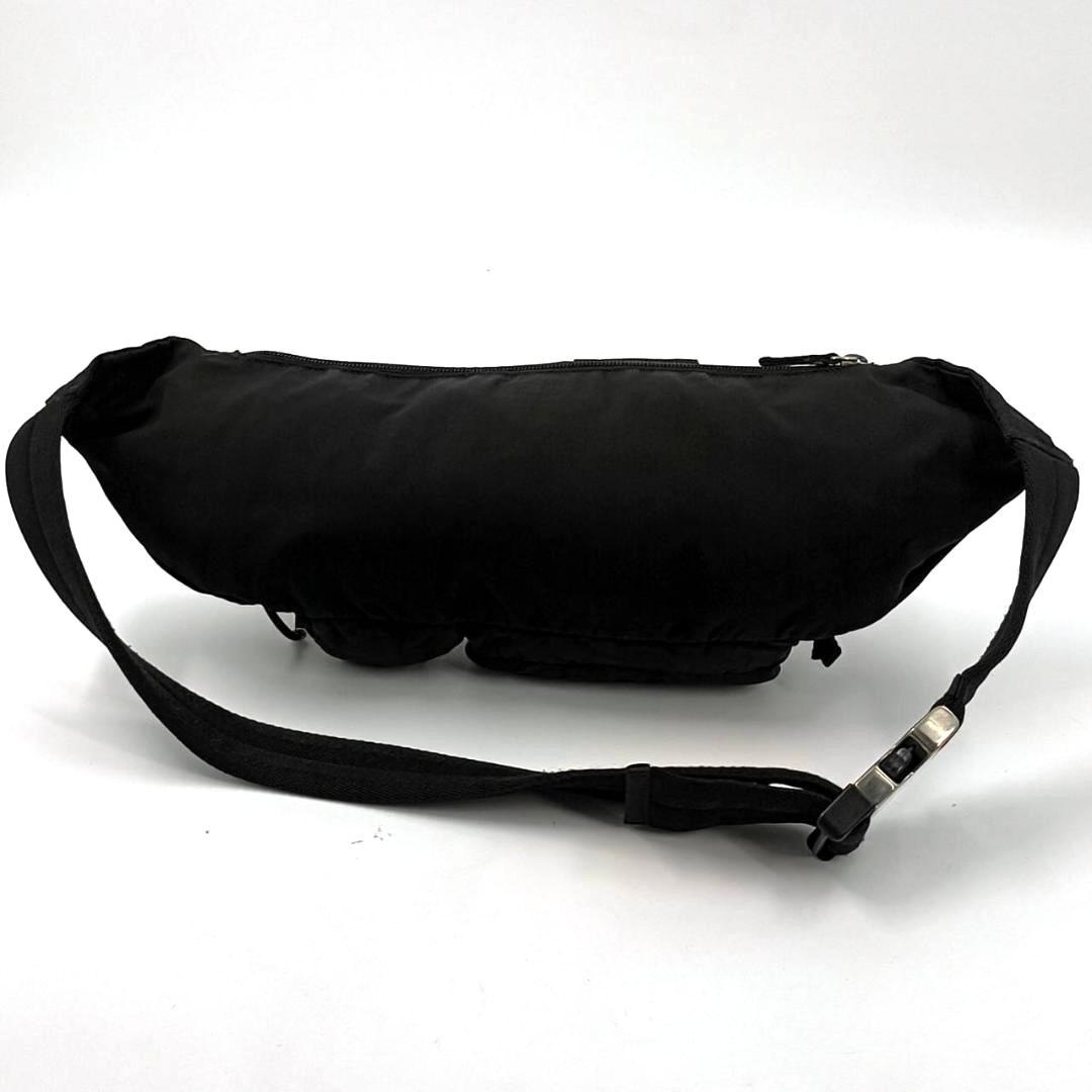 希少✨プラダ　ウエストポーチ　ボディバッグ　三角ロゴ　ナイロン　黒　白タグ