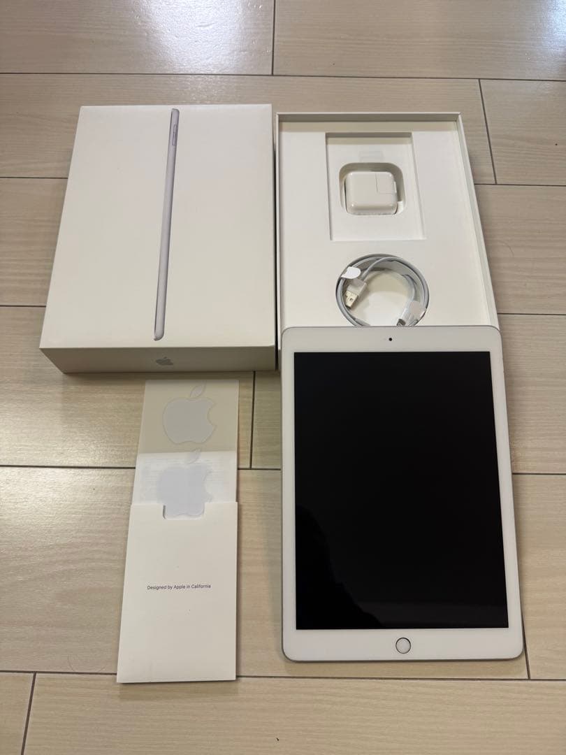 ★値下げ★【美品】iPad6 第6世代 シルバー 32GB 9.7インチ