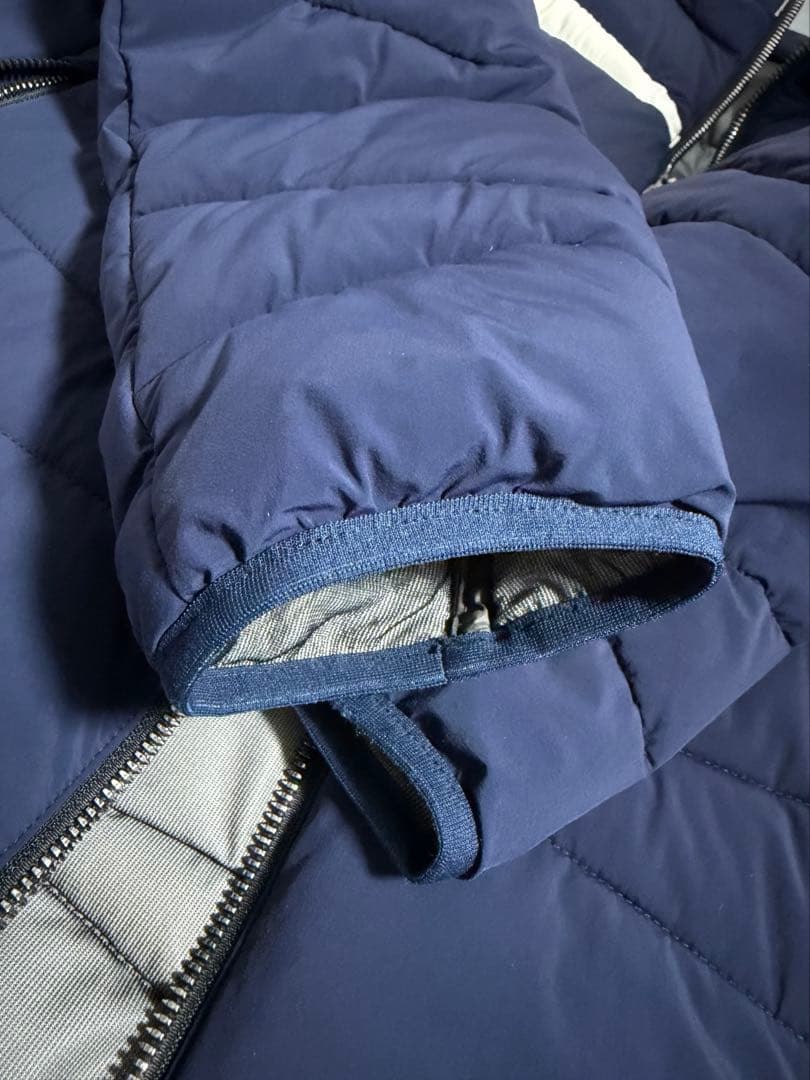 タイトリスト　ストレッチ中綿ジャケット　L インサレーション