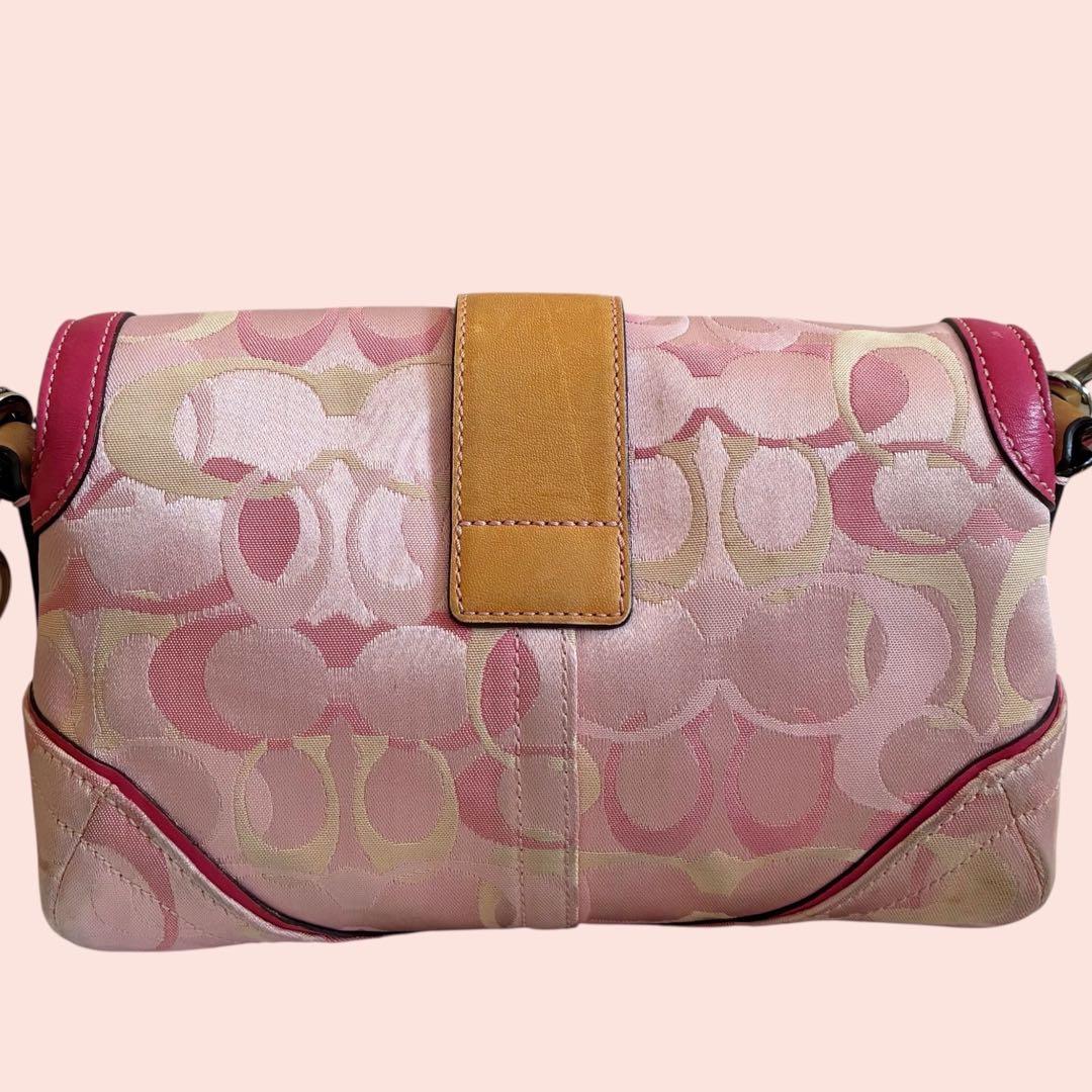 COACH コーチ SOHO ソーホー ショルダーバッグ シグネチャー ピンク