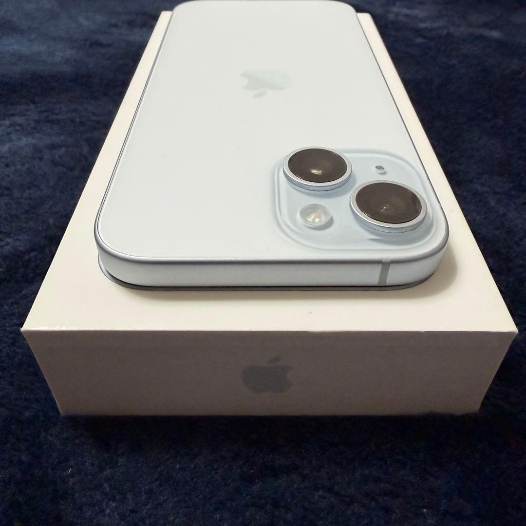 「極美品」　iPhone15 SIMフリー