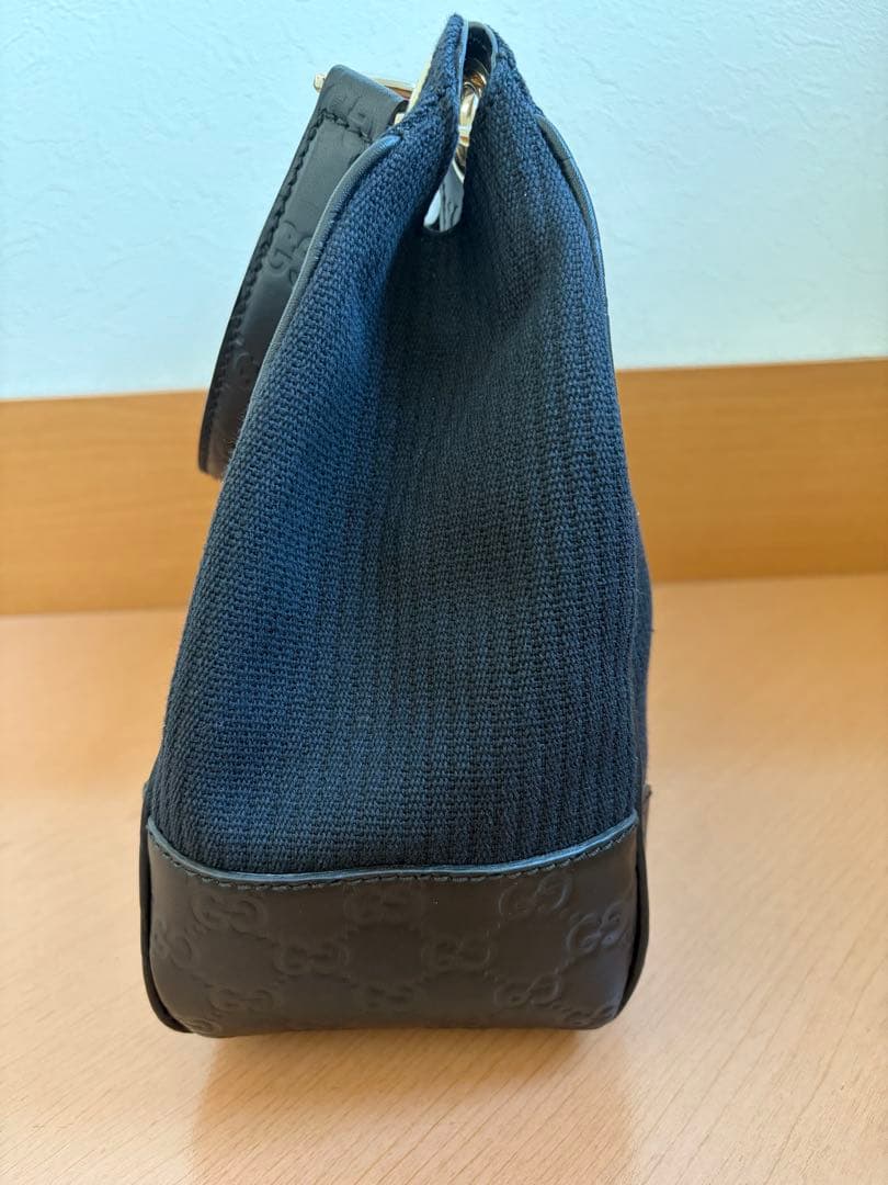 GUCCI ワンショルダー　キャンバス　シマレザー　ショルダーバッグ　ブラック