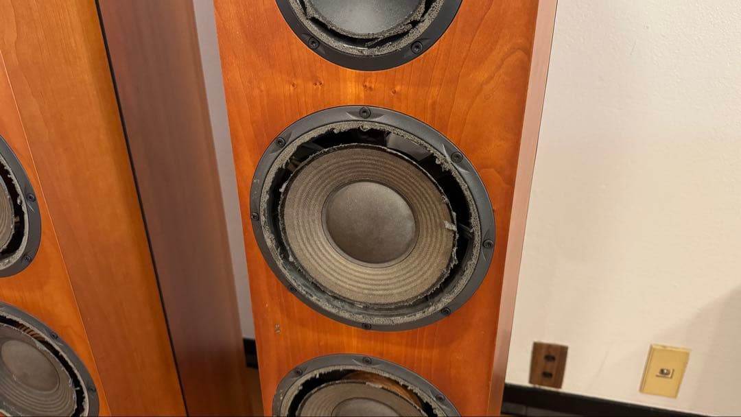 JBL XTi100 トールボーイスピーカー