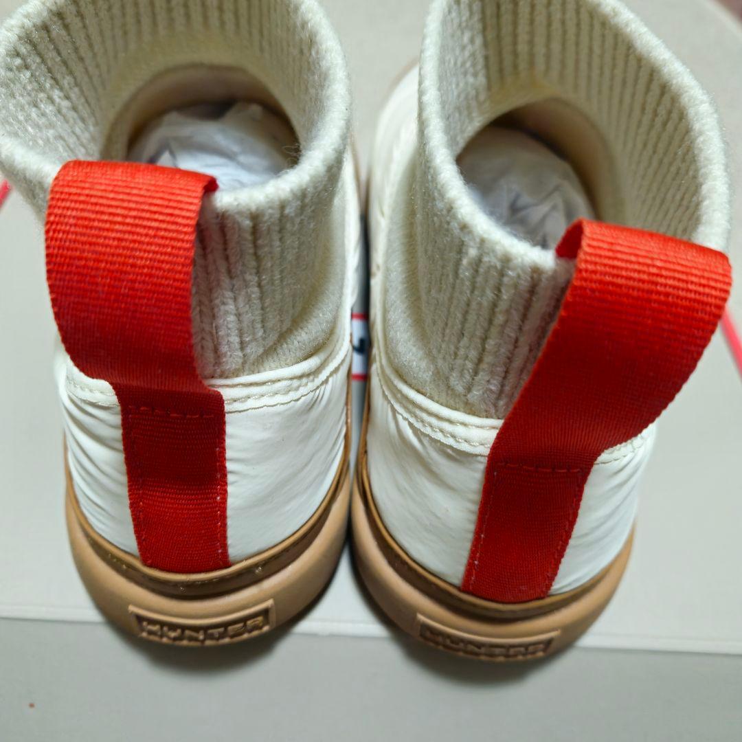 【新品未使用】HUNTER インアウトパッファーニットブーツ