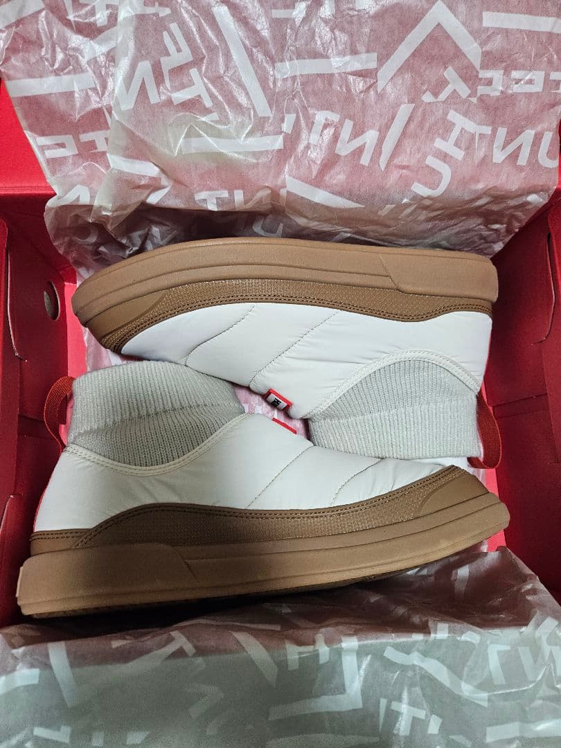 【新品未使用】HUNTER インアウトパッファーニットブーツ