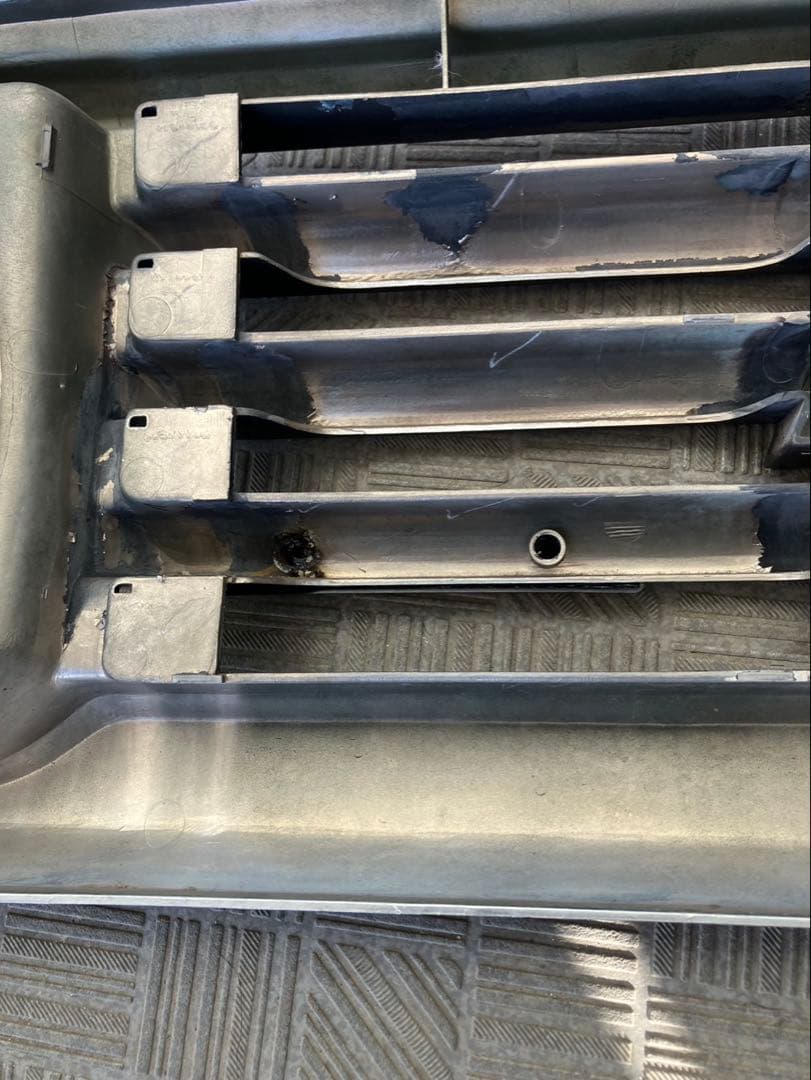 トヨタ　ランクル70フロントグリル　PZJ70.77.HZJ77HV