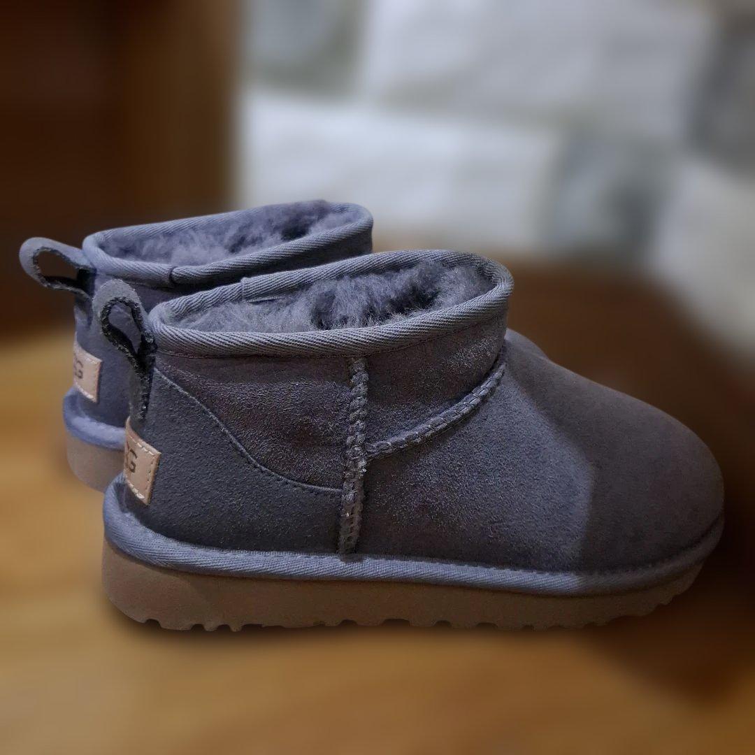 新品 UGG アグ クラシック ウルトラミニ (グレー)