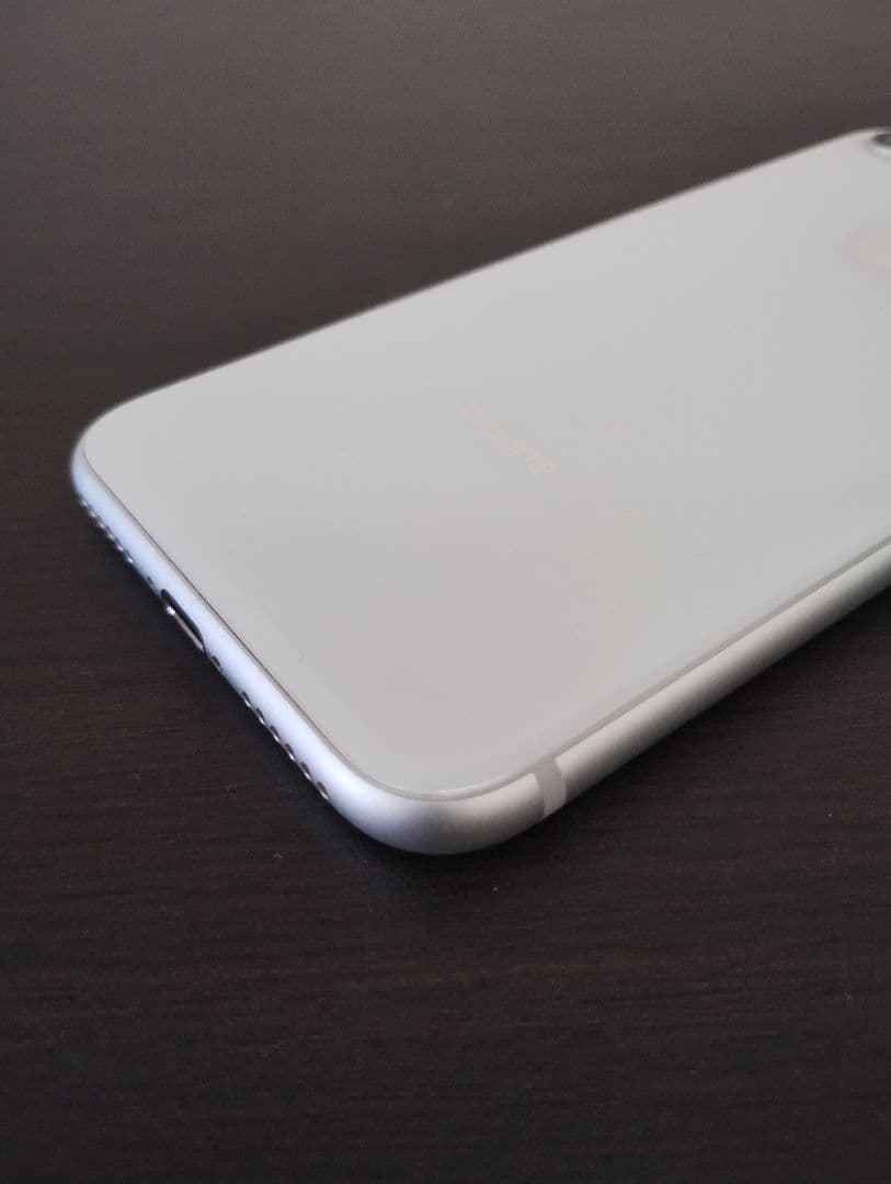 Apple iPhone 8 4.7インチ SIMフリー