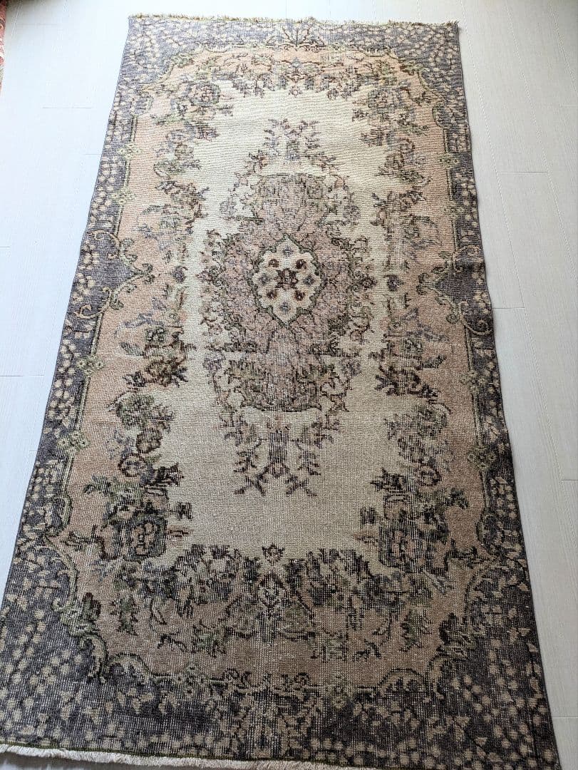 108×210 メダリオン　やわらかピンク×ベージュ　トルコヴィンテージラグ