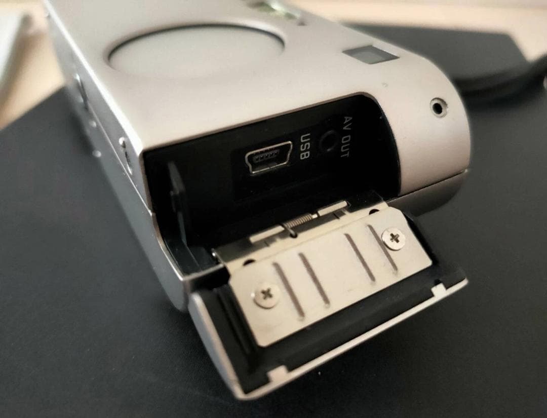 ライカ Leica D-LUX 初代 デジタルカメラ 希少 限定1000台