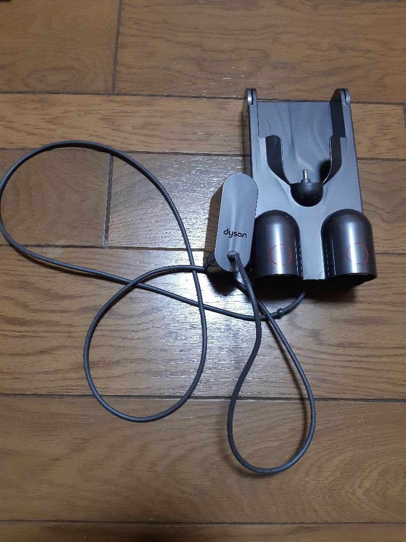 【バッテリー切れ+吸込み口破損有】SV21FF dysonmicro 1.5kg