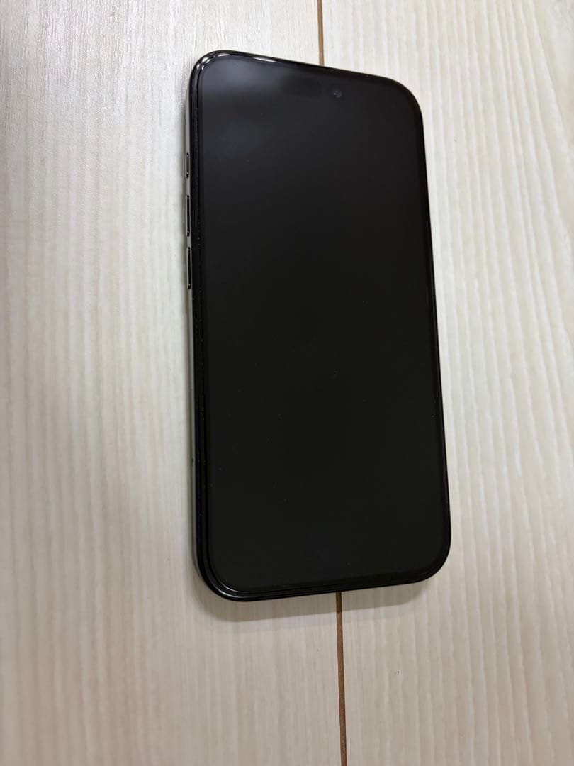 ケース付き iPhone16 SIMフリー ブラック 128GB Apple