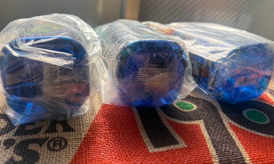 新品未使用　ディズニーストア　子供用水筒　3つセット