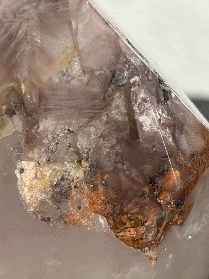 ピンクリチウムクォーツ　原石