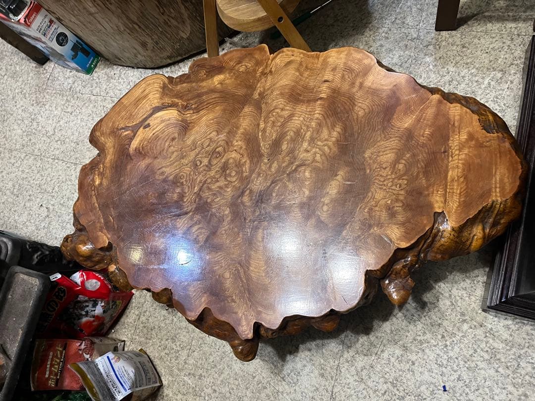 メル82601です 座卓、切り株座卓、一枚板座卓、 一枚板テーブル、切り株