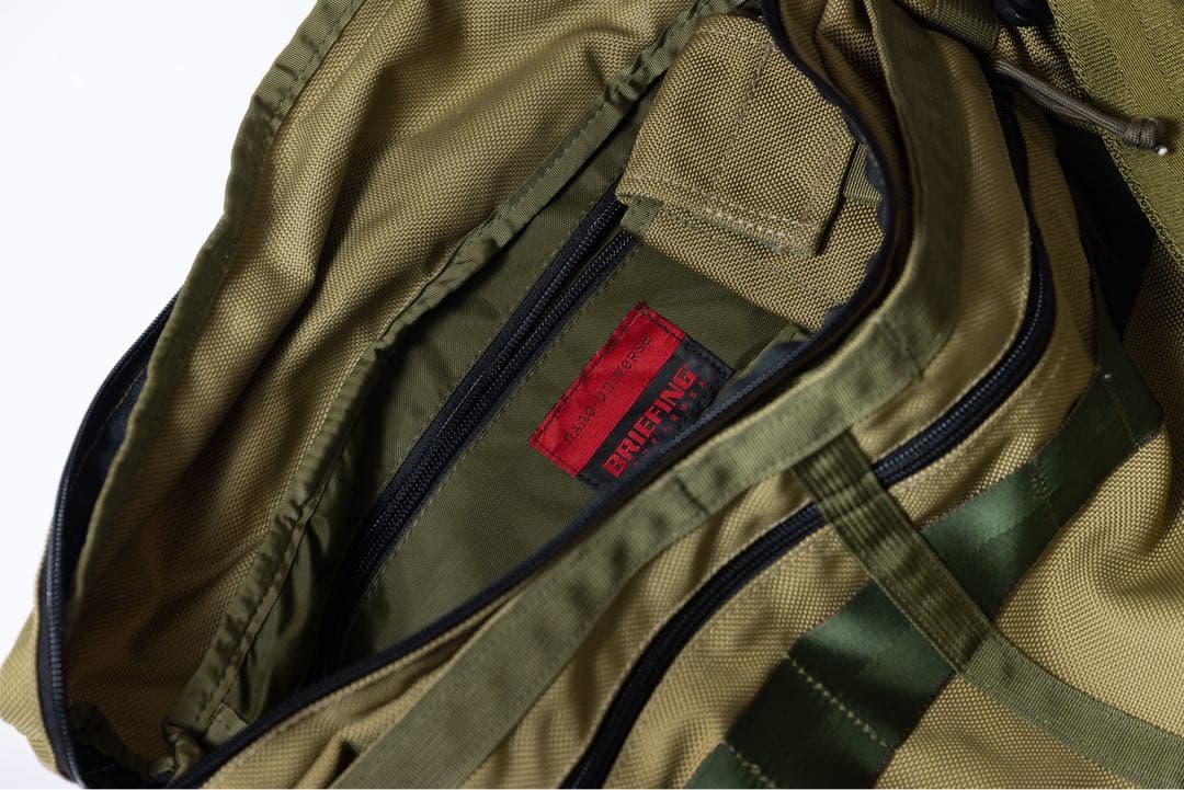 ブリーフィング ナノユニバース ショルダーバッグ　ダブルネーム