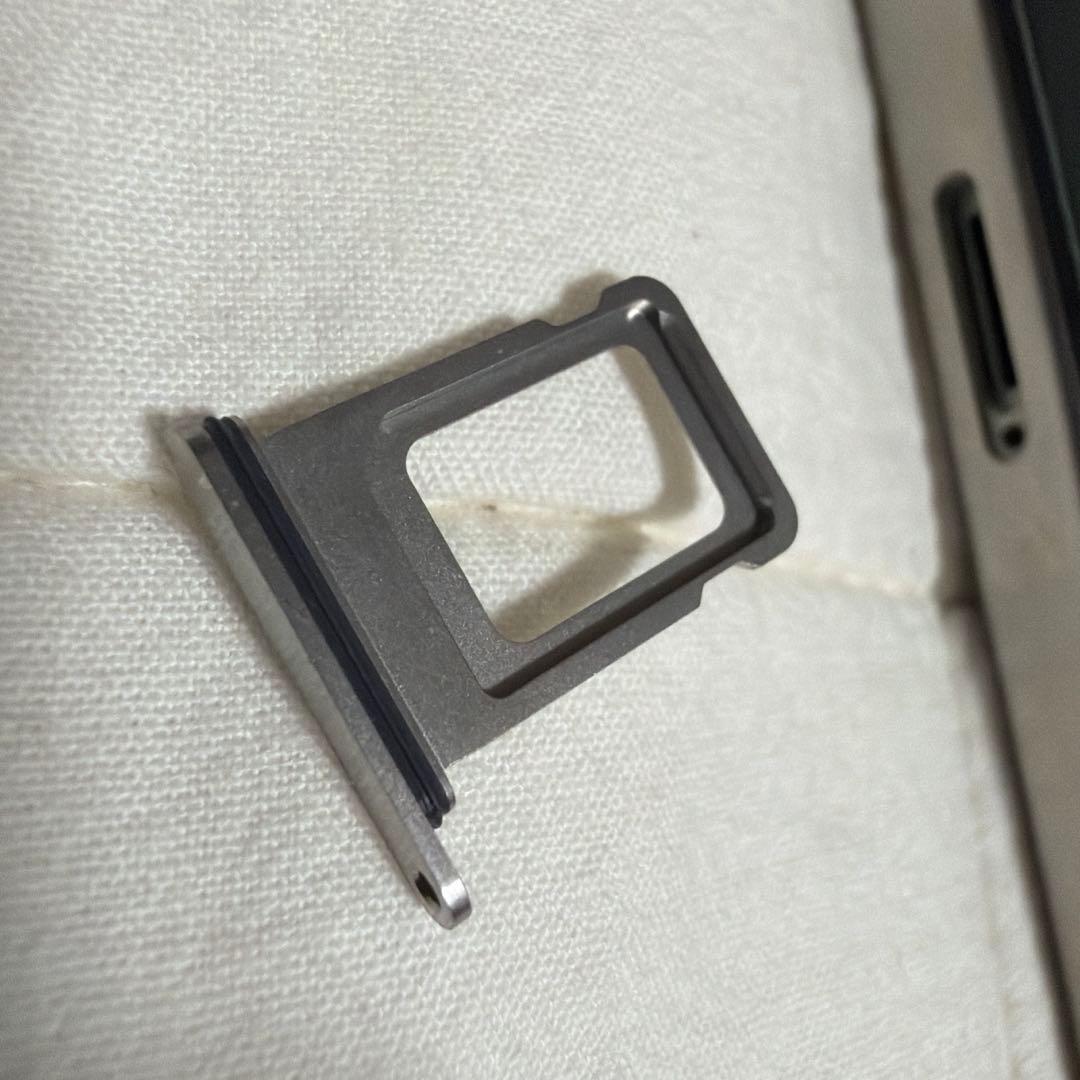 Apple iPhone15 Pro 128GB ナチュラルチタニウム