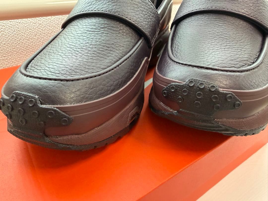 りん　NIKE エアマックス　フェノナメ　ローファー　24.5cm