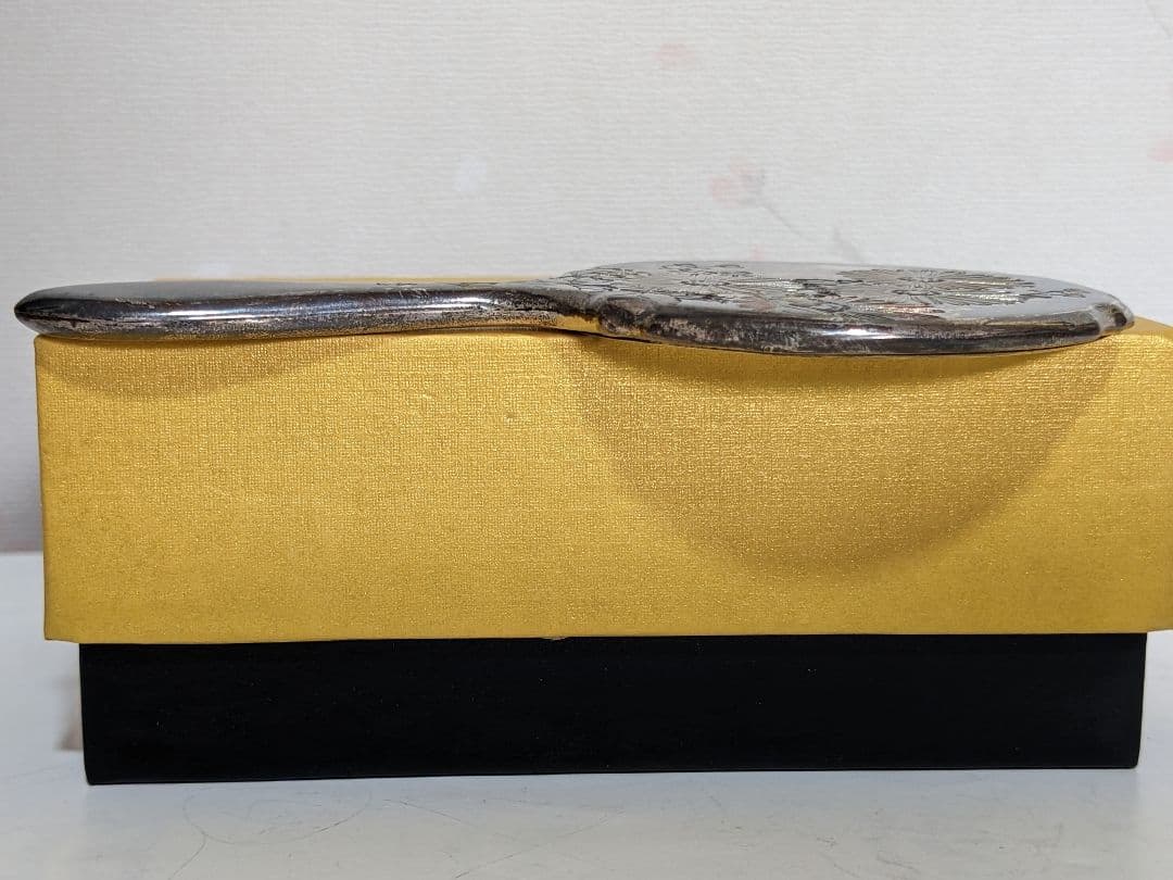 ♦鏨彫り彫金 光山作 手鏡 銀細工 刻印 SILVER 貴金属 宝飾品 骨董品