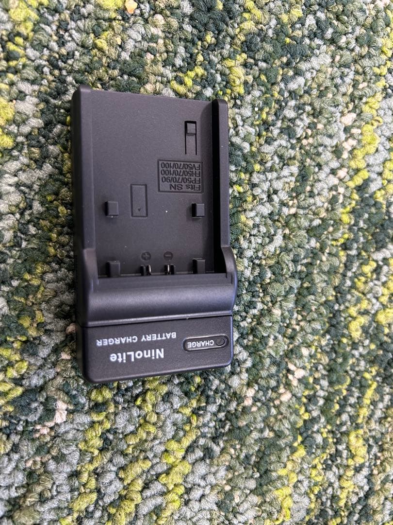 た*る様 SONY HDR-CX680 ホワイト