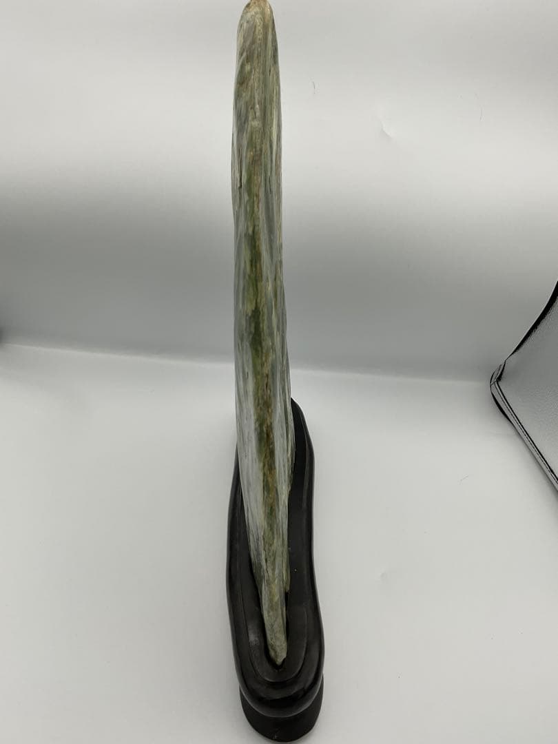 翡翠　原石置物　大型