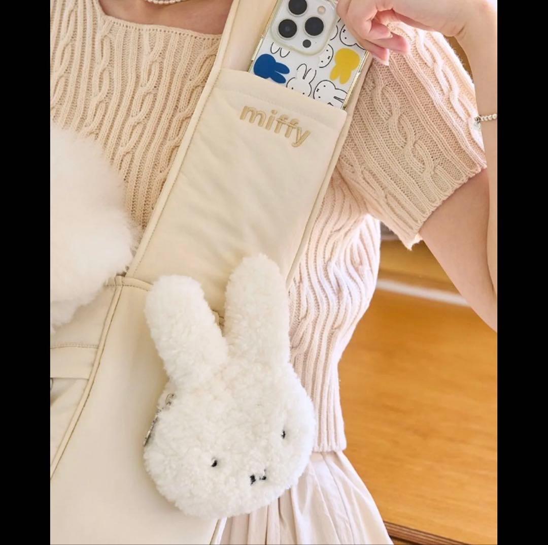 犬用スリングバッグ　韓国 NOUTTI ミッフィー　メッシュカバー　マナーポーチ