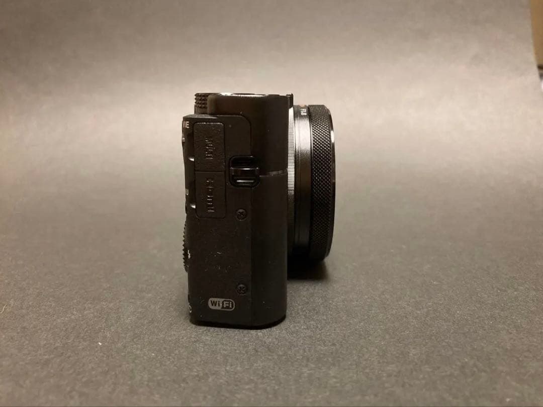 のぎ@再出品多し.いいねよりコメくださいSONY ソニー RX100M5A