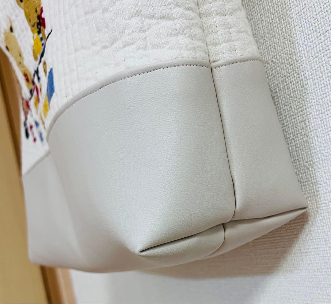 専用ページです。生成りのヌビ刺繍バック