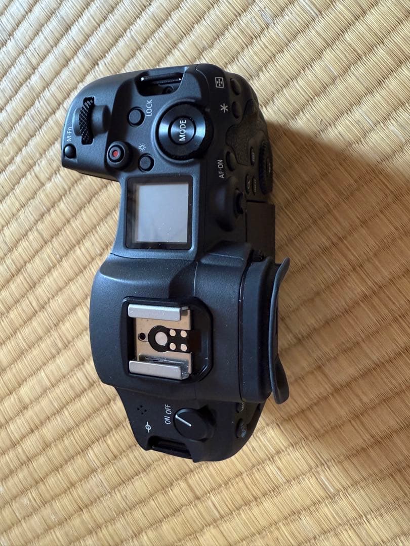 美品　一眼カメラCanon EOS R5 ボディー EOS R5