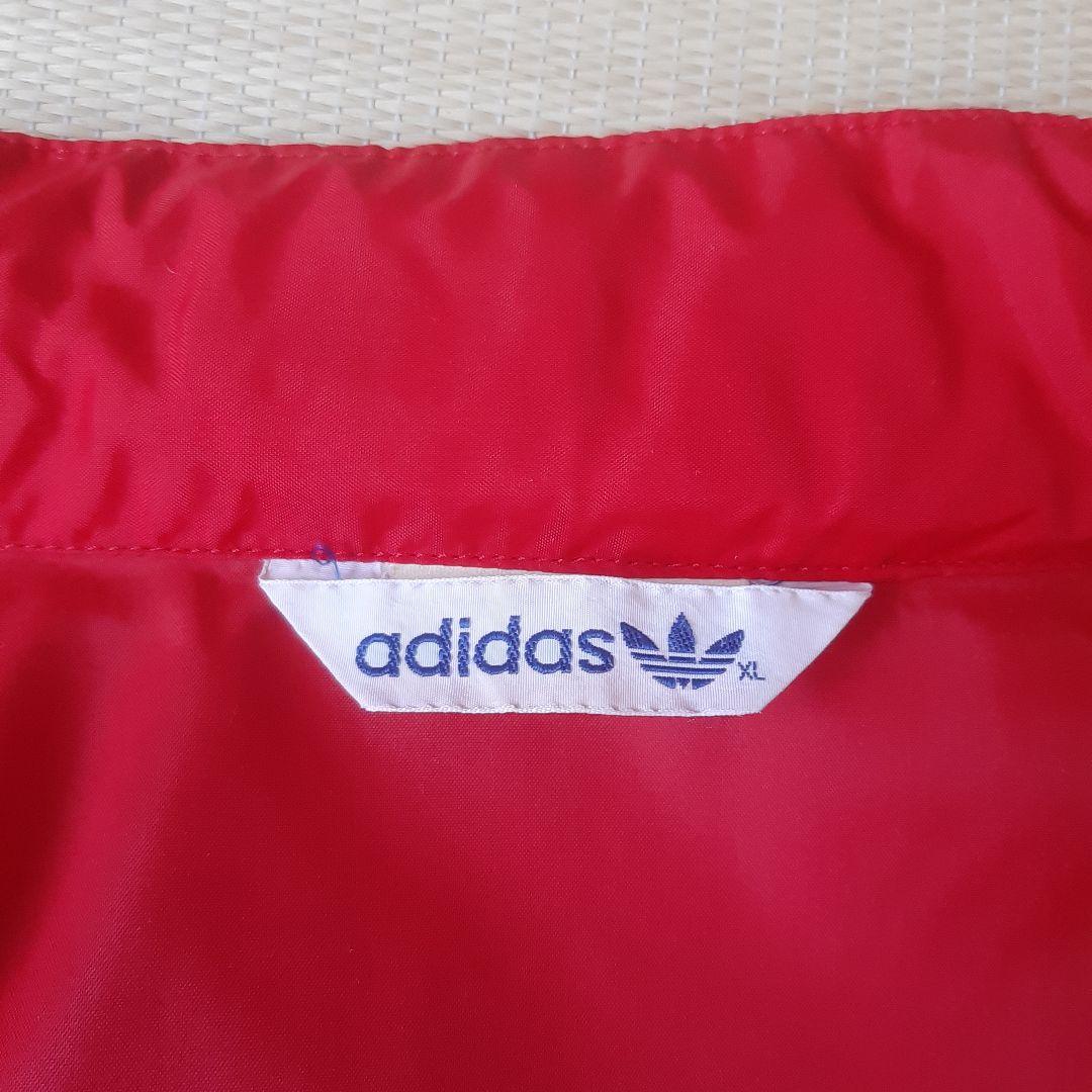 adidas　ウィンドブレーカー