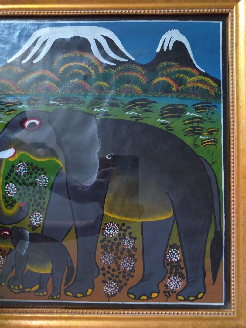 ティンガティンガ・アフリカン アート サイディ 像